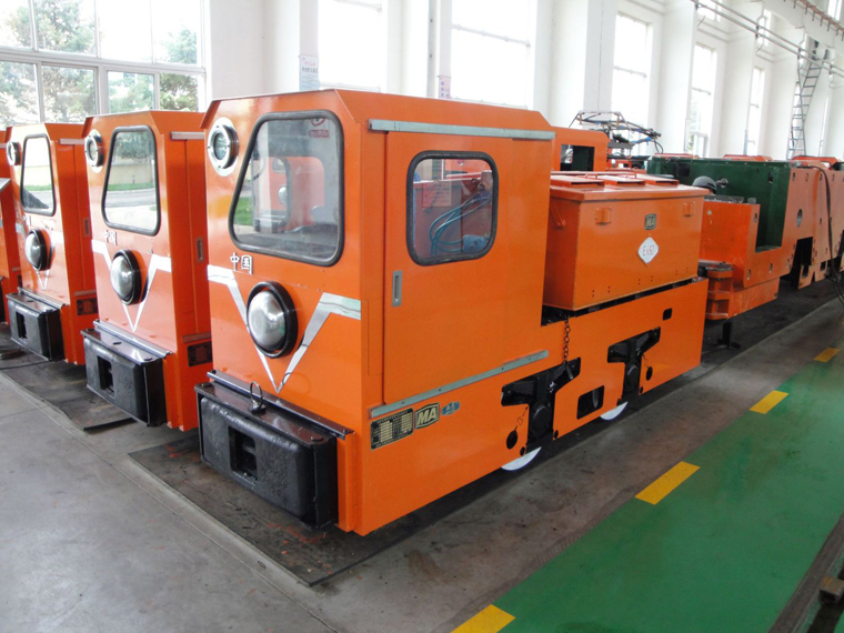 Difference Between Mine Trolley Electric Locomotive and Battery Operated Mine Locomotive