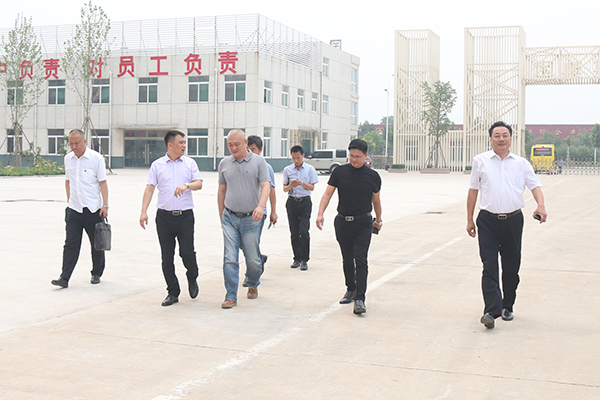 Warmly Welcome Zhejiang Chamber of Commerce of Secretary General Xu and Committee for Organizations Directly Under Jining Municipal Committee Secretary Zhong to Visit China Coal Group