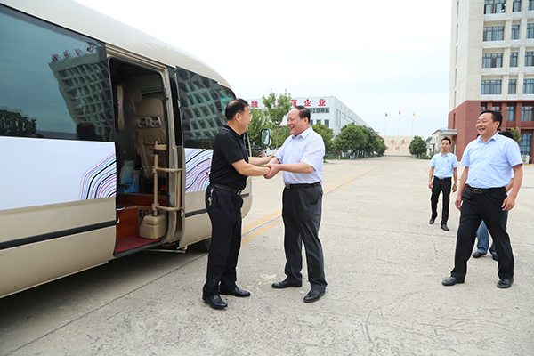 Warmly Welcome The Leaders Of the Ministry Of Industry And Information Technology And The Provincial Commission Of Economy And Information Technology To Visit China Coal Group