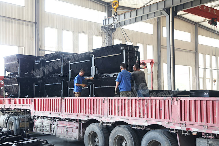 China Coal Group Sent A Batch Of Bucket Tipping Mine Car To Jiangxi Province